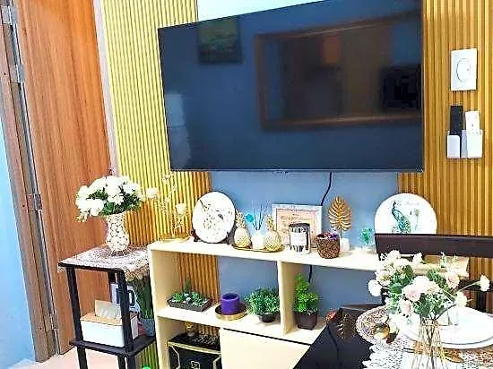Foursphere Staycation Hotel