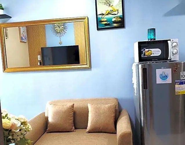 Foursphere Staycation 4*