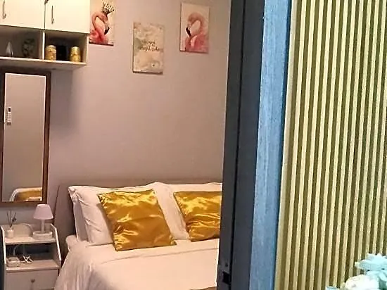 Foursphere Staycation 4*